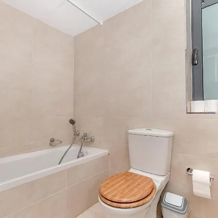 Lovely In The Heart Of St Julians