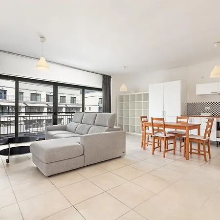 Lovely In The Heart Of St Julians Lägenhet *