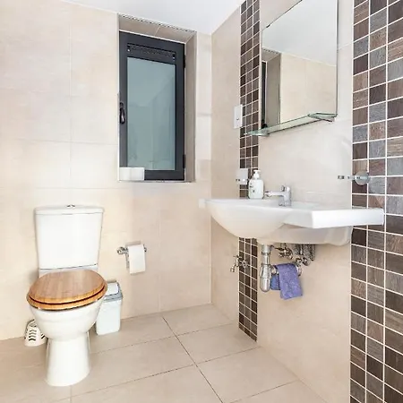 Lovely In The Heart Of St Julians * Saint Julian's